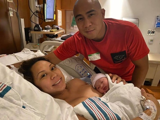 Hypno mom, newborn and partner in hospital