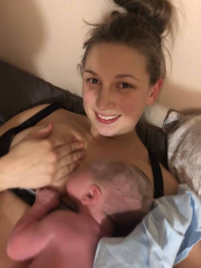 New parent skin to skin with newborn